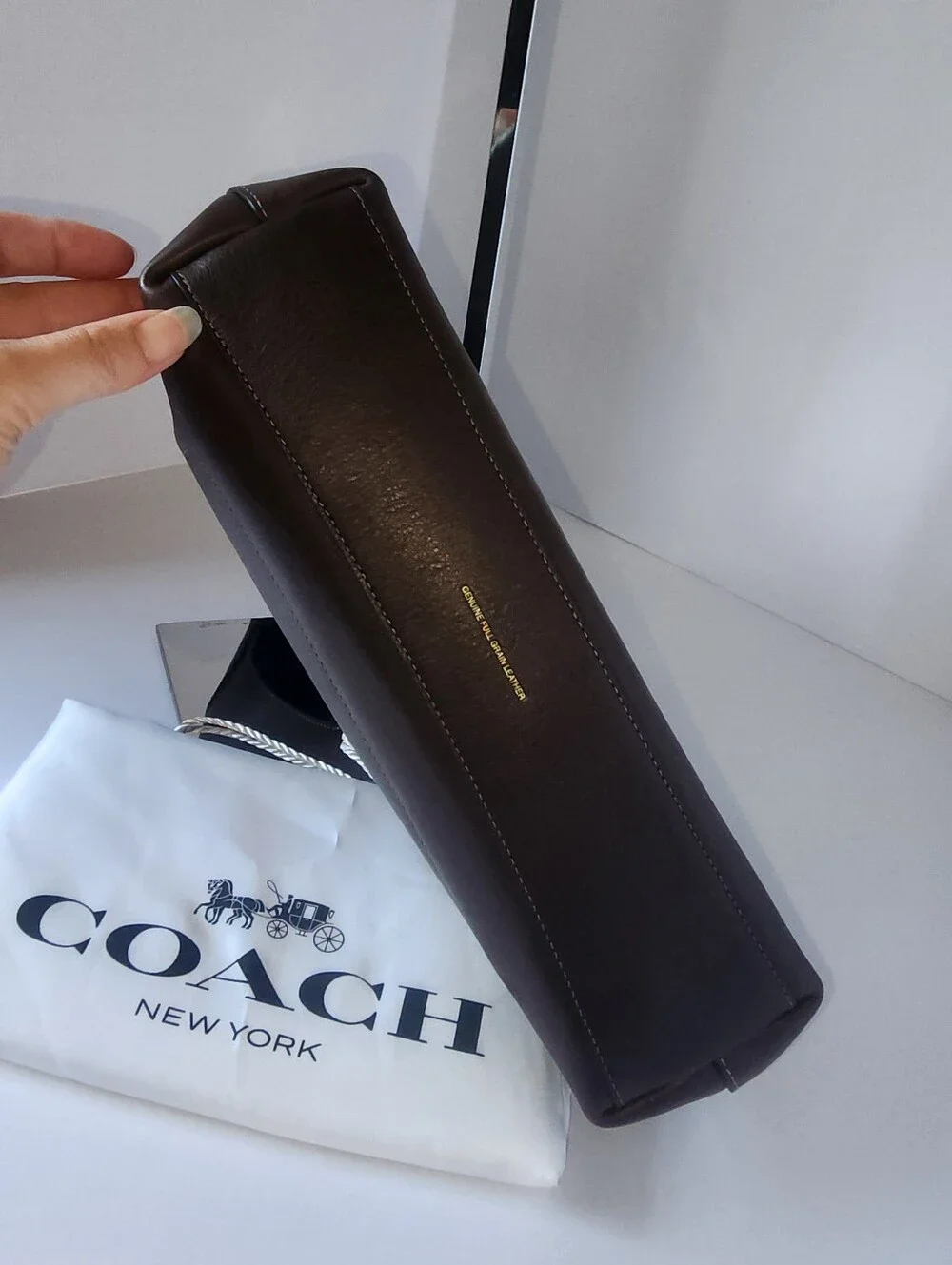 NWT Coach Brooklyn 28 Maple (SLIGHT FLAWS)